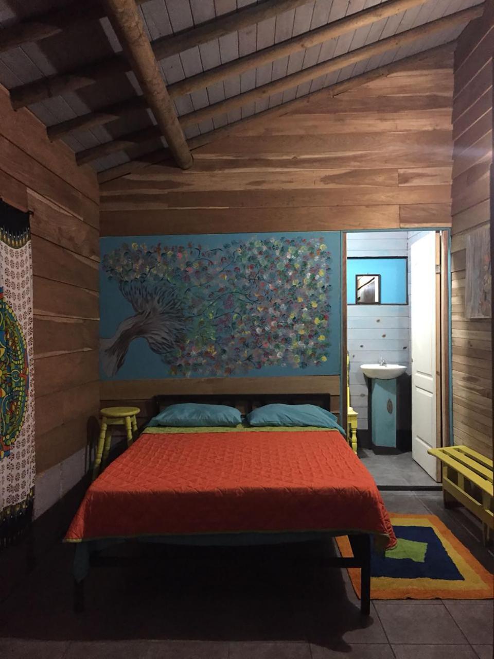 Wood House Hostel La Fortuna Exterior foto